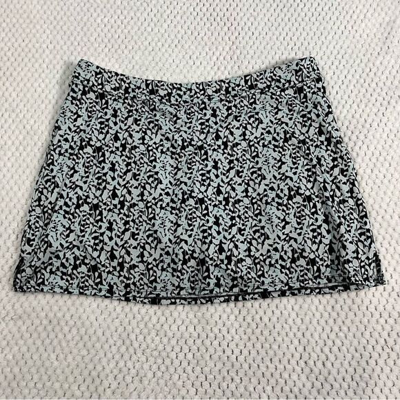Tranquility by Colorado Stretch Skort Extra Large black and teal leaves - Picture 1 of 5